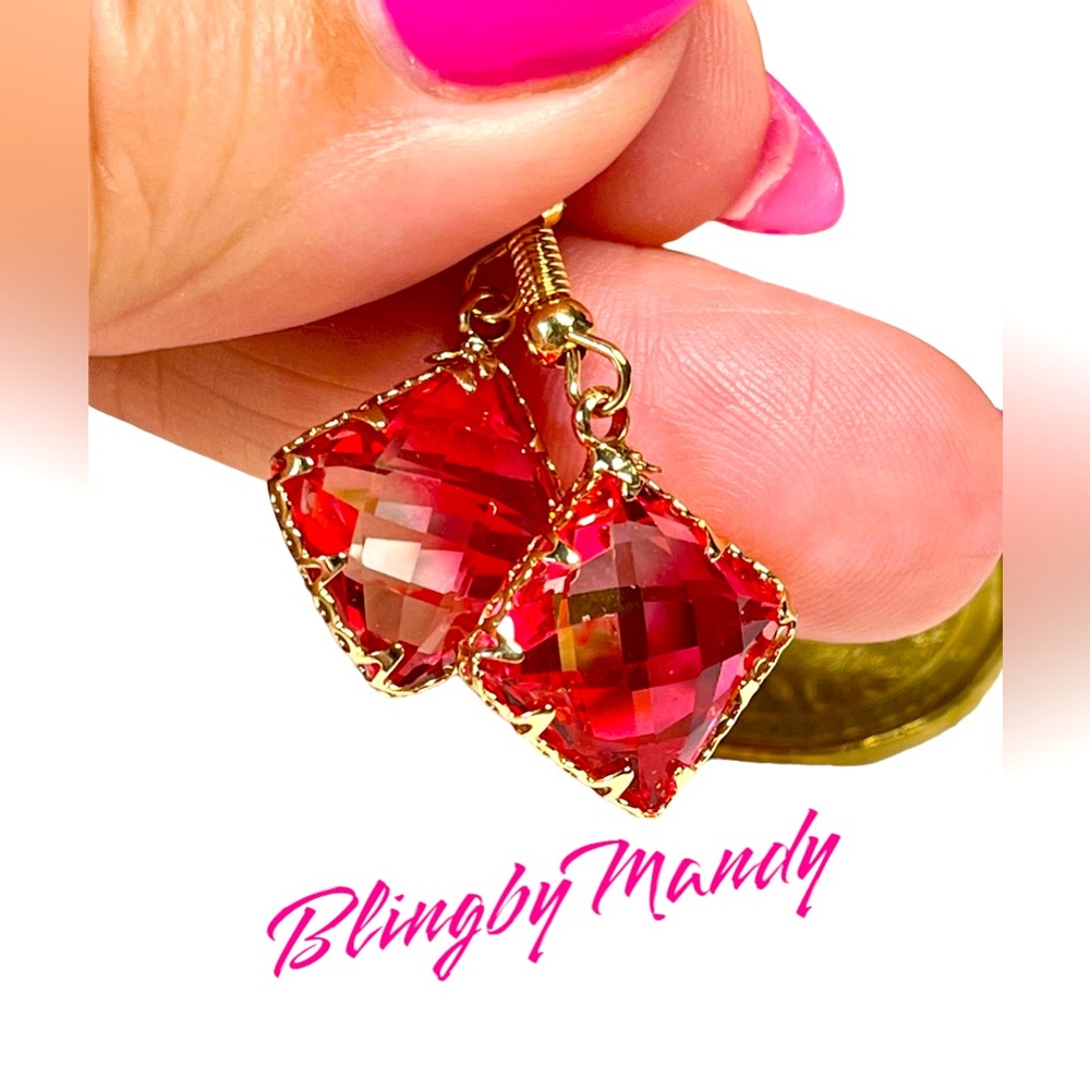 Bi Colored glass earrings in wrapped gold with hooks-strawberry colours